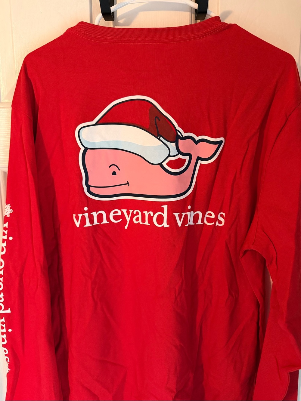 NWT Vineyard Vines Red Holiday Whale Graphic Long Sleeve